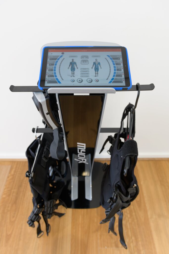What is EMS (electric muscle stimulation) and how does EMS work? Exolt
